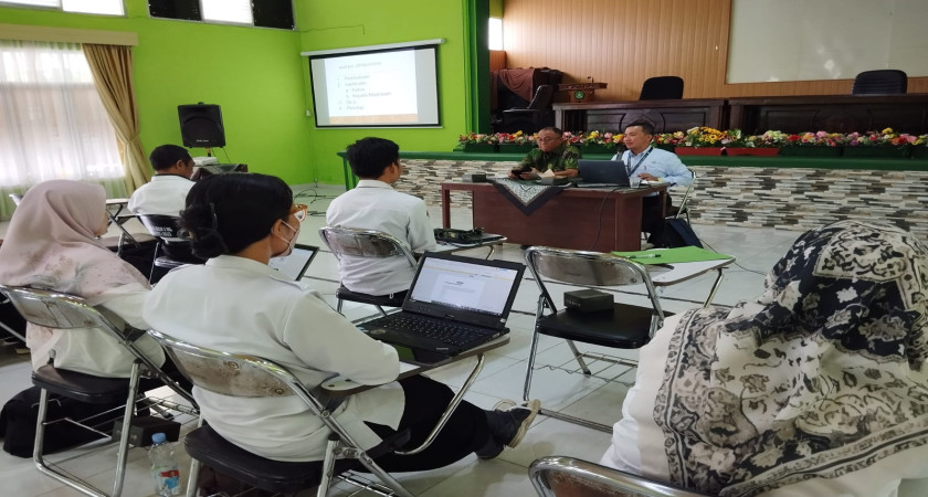 Membangun Kurikulum Abad 21, MGMP Matematika di MAN 2 Bandar Lampung Siapkan Pembelajaran Dinamis