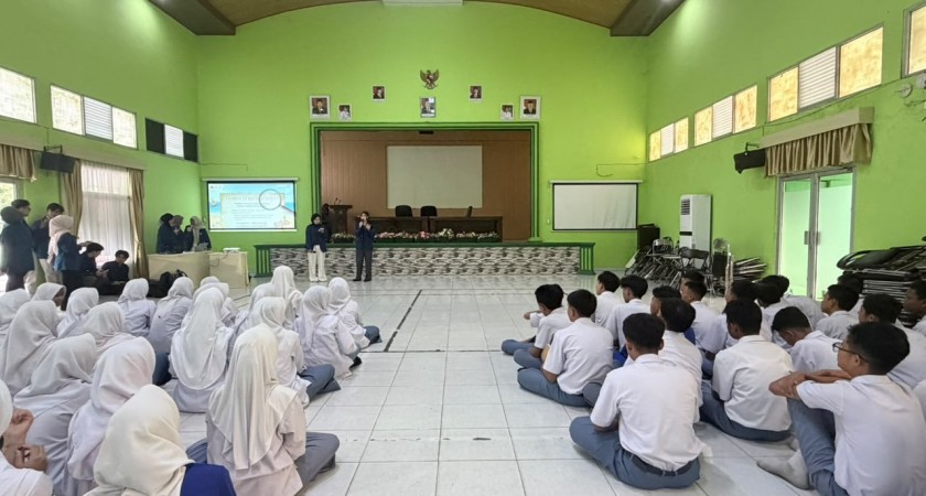 PHARMALATION, Siswa MAN 2 Bandar Lampung Ikuti Sosialisasi