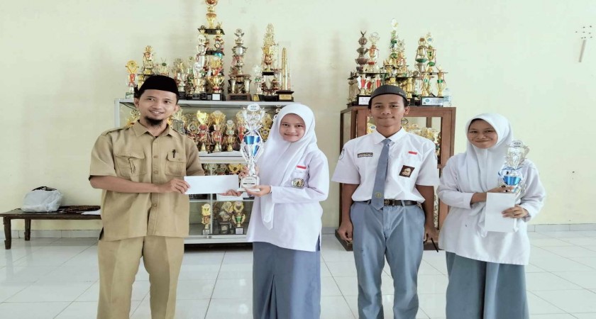 Menangkan Lomba Forum MGMP Bahasa Arab Se-Indonesia Peserta Didik MAN 2 Bandar Lampung Melaju ke Tingkat Nasional